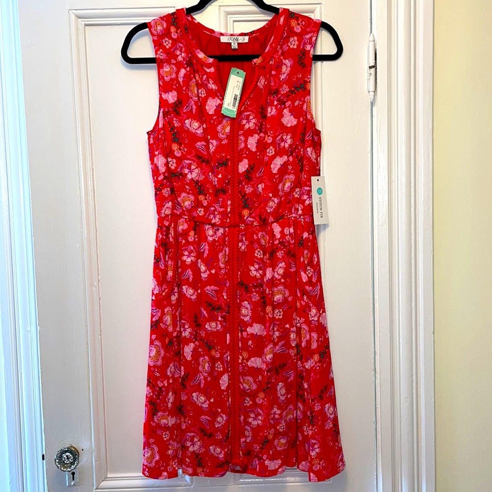 Q&A dress